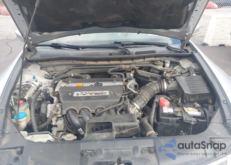 2008 Honda Accord Sdn 2.4 Ex-L/Ex-L z USA, uszkodzony, nr VIN 1HGCP25818A070696